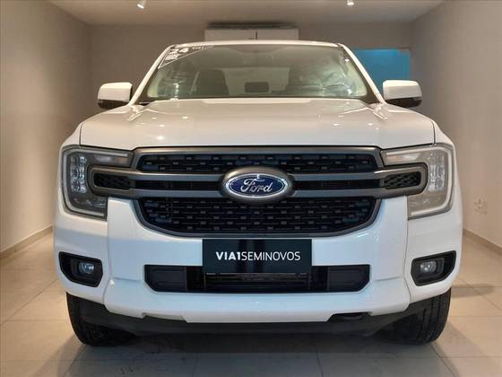 FORD RANGER 2.0 TURBO DIESEL CD XLS 4X2 AUTOMÁTICO FORD RANGER 2.0 TURBO DIESEL CD XLS 4X2 AUTOMÁTICO